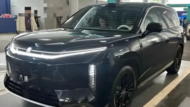 BYD Great Tang Buka Pre-Sale, SUV Listrik Raksasa Jarak Tempuh 950 Km