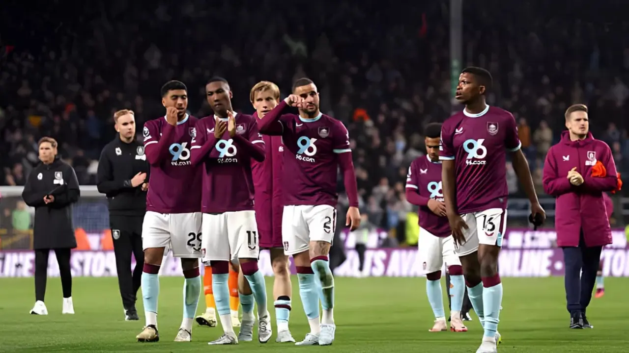 Burnley Resmi Jadi Tim Kedua Yang Terdegradasi Dari Liga Inggris 2025 2026 Usai Hasil Buruk Sepanjang Musim