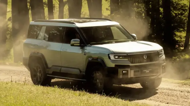 Denza B8 Segera Hadir di Indonesia, SUV Hybrid Mewah dengan Jarak Tempuh 905 Km