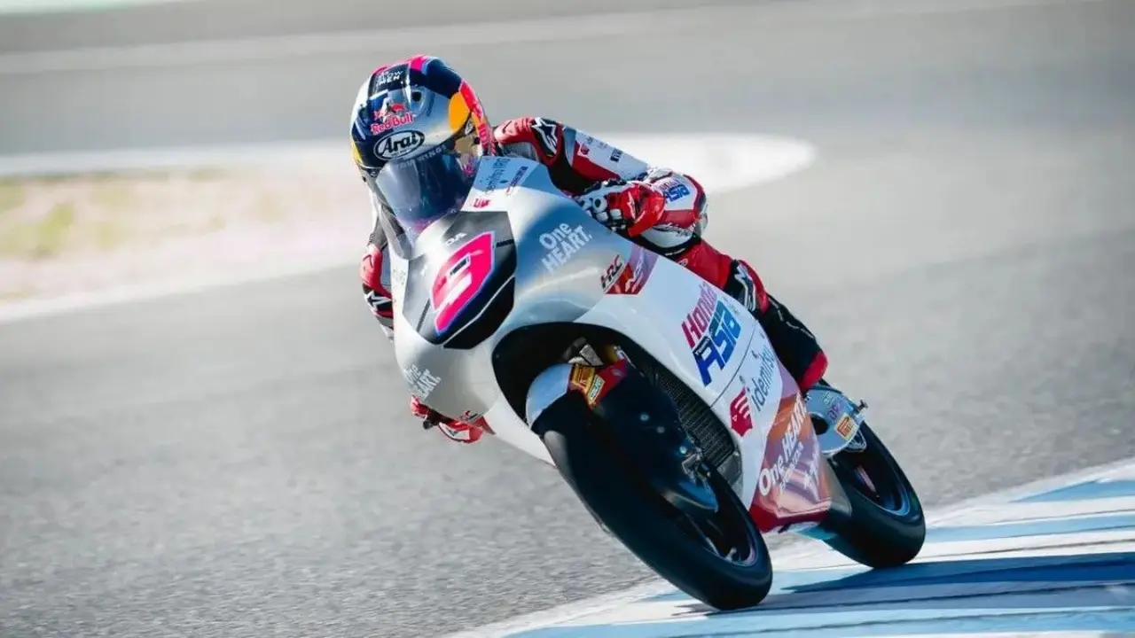 Dikepung Quiles Dan Duo Intact Gp Veda Ega Pratama Ditantang Bangkit Dari Grid 17 Di Jerez