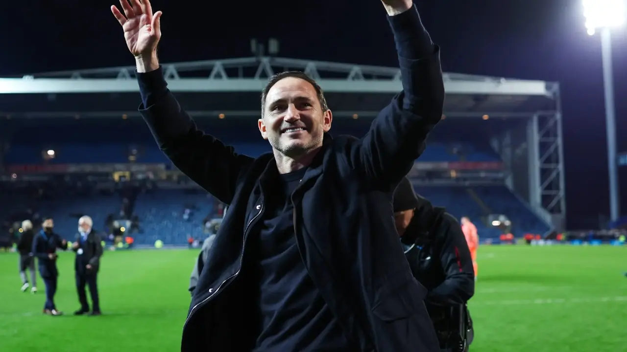Frank Lampard Sabet Penghargaan Manajer Terbaik Liga Championship Usai Bawa Coventry City Promosi Ke Liga Inggris