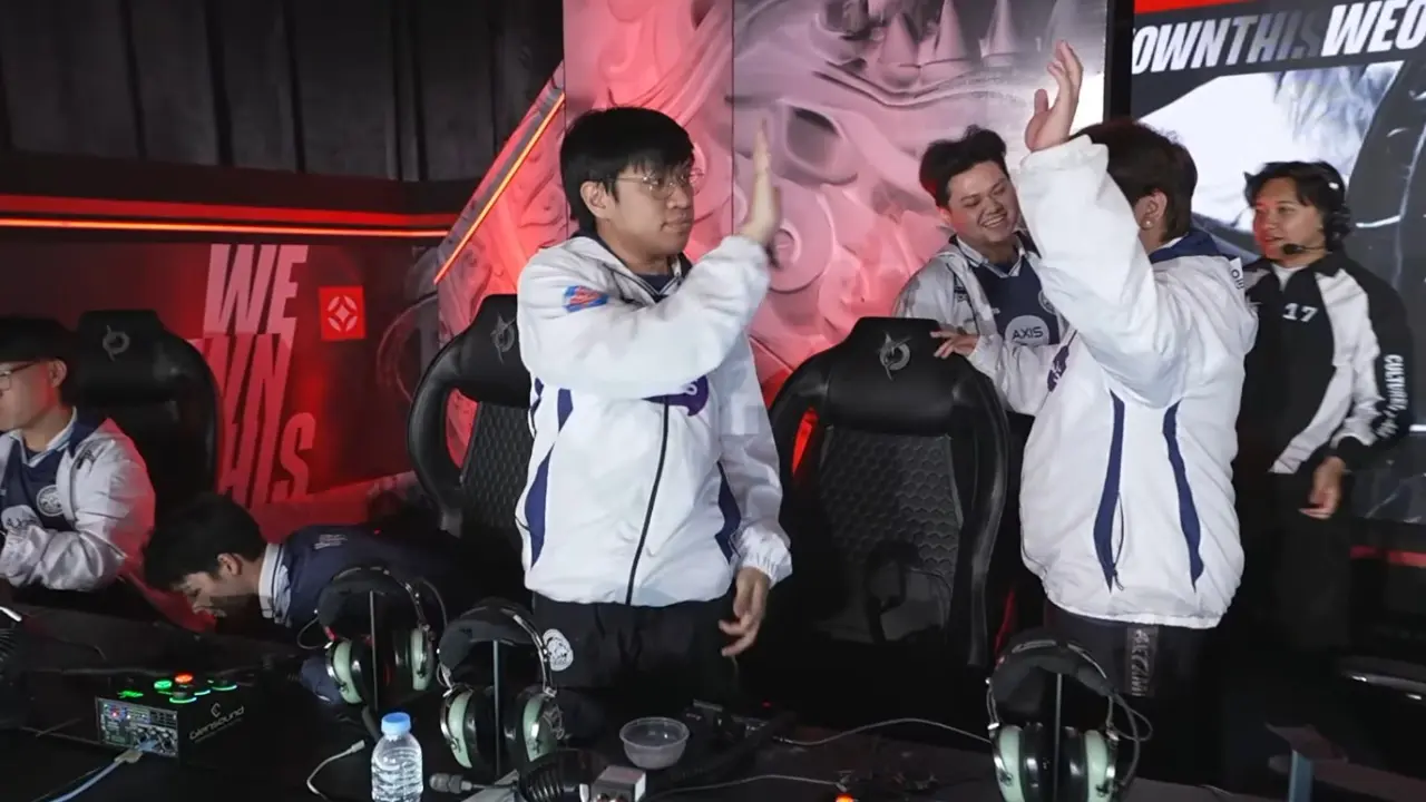 EVOS Unggul 1-0 Atas DEWA United Esports Usai Dominasi Game Pertama di MPL ID S17 Hari ke-1 Pekan 4