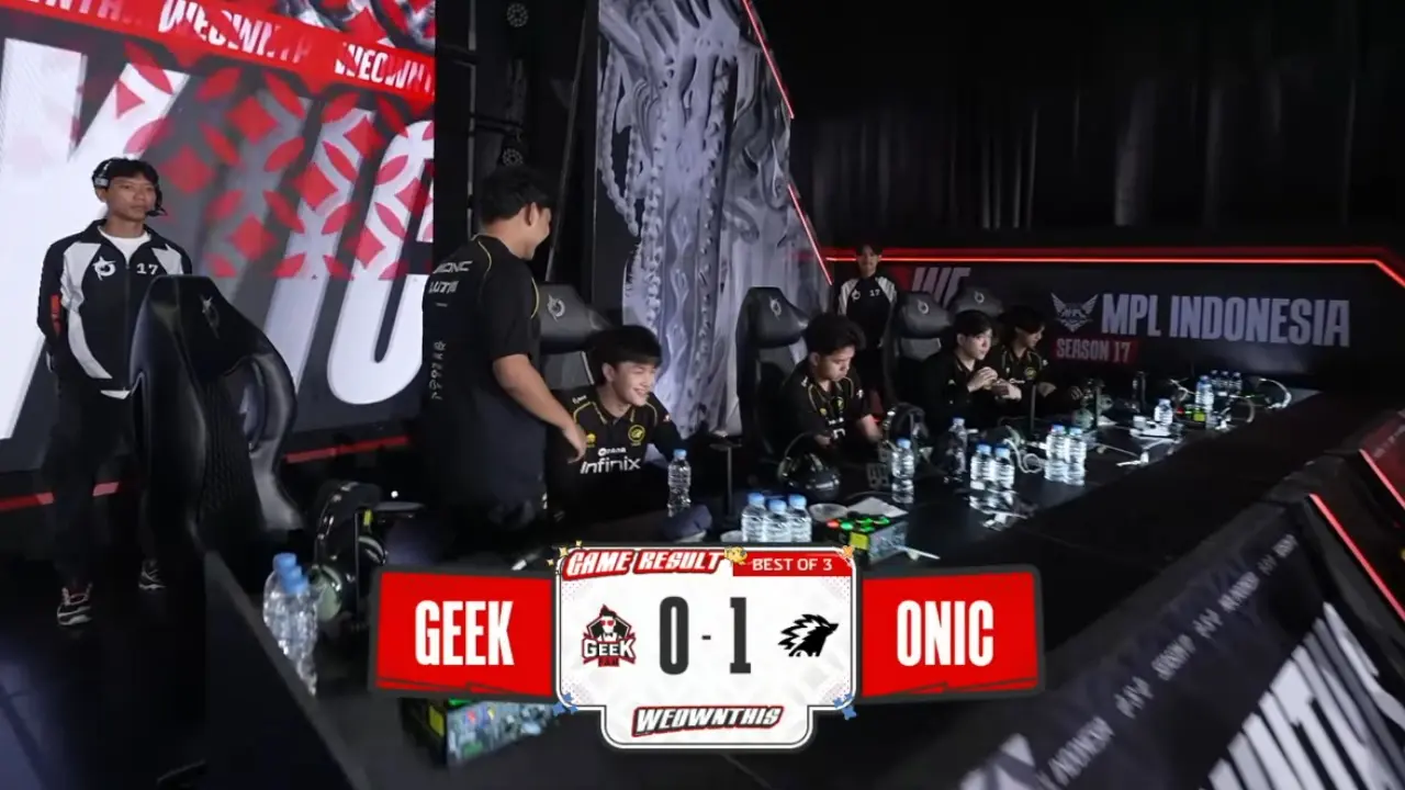 Hasil Mpl Id S17 Pekan Ke 5 Onic Esports Unggul 1 0 Atas Geek Fam Dominasi Kuat Di Game Pertama