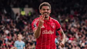 Hattrick Morgan Gibbs-White Antar Nottingham Forest Tumbangkan Burnley 4-1 di Liga Inggris
