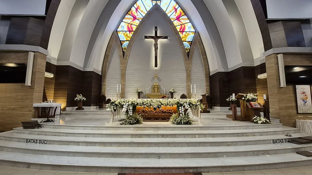 Jadwal Lengkap Ibadah Jumat Agung dan Misa Paskah 2026 di Jakarta