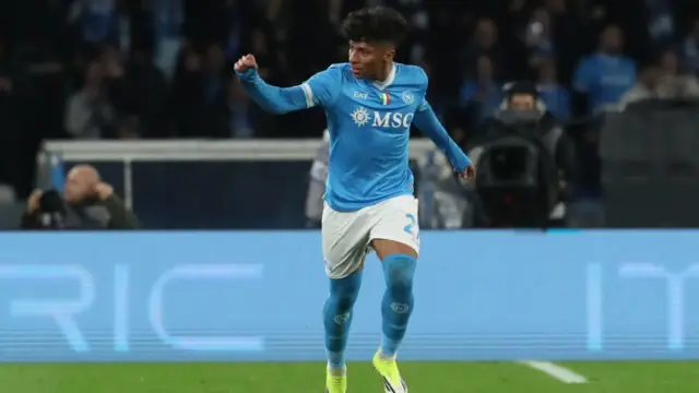 Napoli Siap Aktifkan Klausul €15,5 Juta untuk Permanenkan Alisson Santos