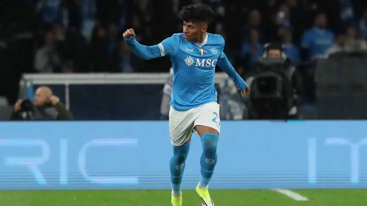 Napoli Siap Aktifkan Klausul €15,5 Juta untuk Permanenkan Alisson Santos