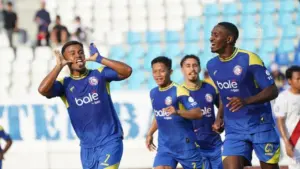 Persib Bandung vs Arema FC: Marcos Santos Andalkan Pengalaman Pemain Singo Edan untuk Curi Poin di GBLA