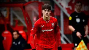 Barcelona Menunda Negosiasi Transfer Ruud Nijstad Bek Muda dari Twente