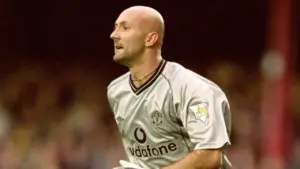 Mantan Kiper Manchester United Terjerat Kasus Penipuan Delapan Juta Euro