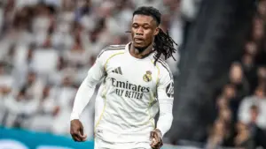 Eduardo Camavinga Minta Maaf Kepada Fans Real Madrid Usai Kartu Merah Lawan Bayern