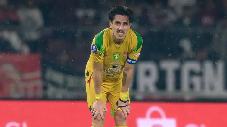 Persebaya Hadapi Badai Cedera Jelang Derbi Suramadu, Tavares Andalkan Pemain Cadangan