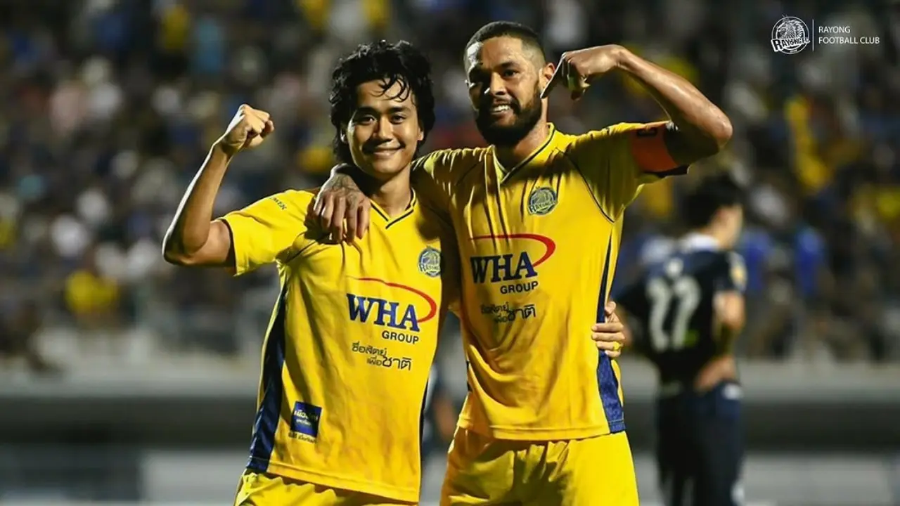 Hasil Rayong FC vs Buriram United 3-0: Brace Anon Amornlerdsak Benamkan Tim Tamu