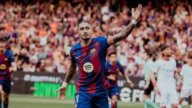 Penyerang Raphinha Targetkan Kembali Bermain untuk El Clásico