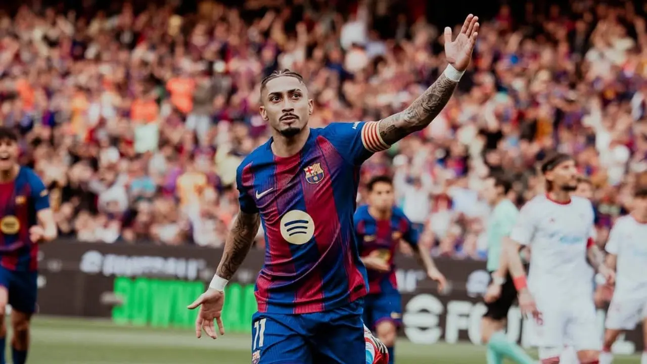 Penyerang Raphinha Targetkan Kembali Bermain untuk El Clásico