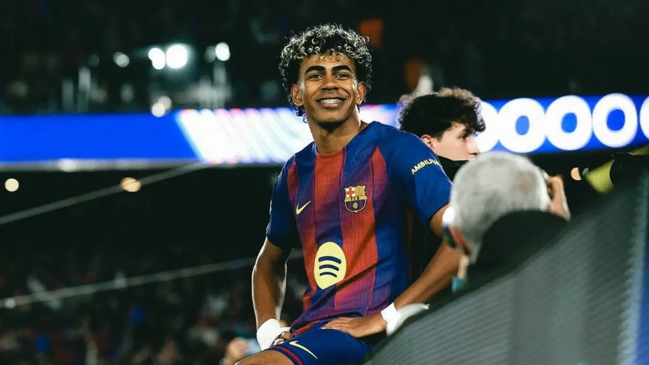 Rio Ferdinand Mengaku Lamine Yamal Membuatnya Kembali Mencintai Sepak Bola.