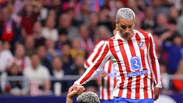 Diego Simeone Beri Penghormatan Khusus kepada Antoine Griezmann Jelang Kepergiannya