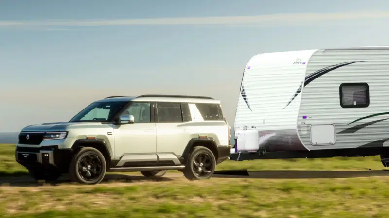 Denza B8 Segera Hadir di Indonesia, SUV Hybrid Mewah dengan Jarak Tempuh 905 Km