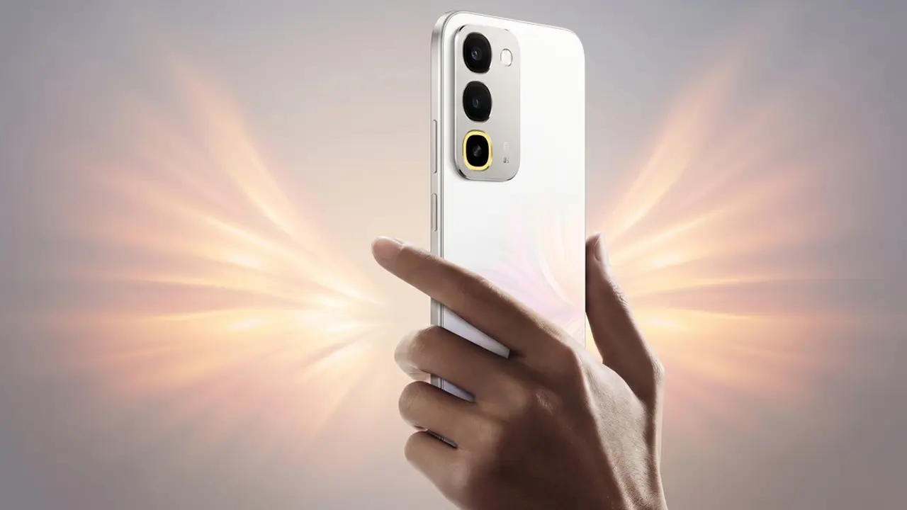 Realme C100 Series Dipastikan Hadir Di Indonesia Ini Bocoran Spesifikasinya