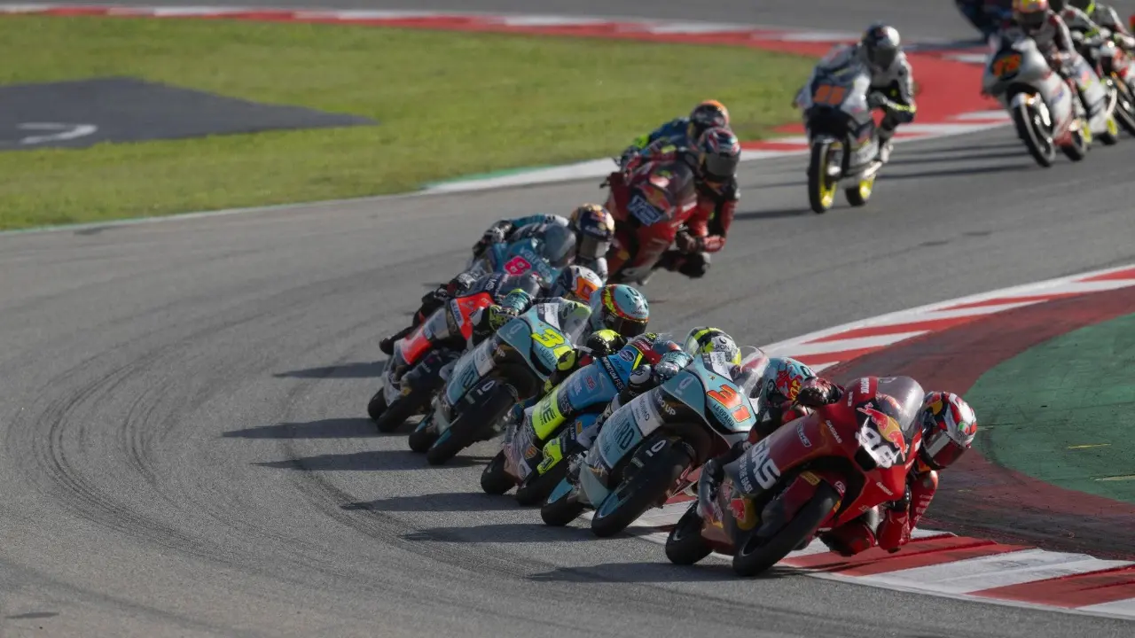 Adrian Fernandez Tercepat Veda Ega Pratama Ke 13 Di Fp2 Moto3 Catalunya 2026