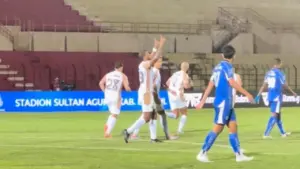 Gol Cepat Alex Martins Ferreira Bawa Dewa United FC Unggul 1-0 Atas PSBS Biak di Babak Pertama Liga Super Indonesia