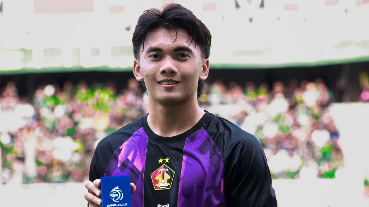 Gol Spektakuler Kadek Rendy Ke Gawang Madura United Raih Penghargaan Gol Terbaik Liga Super Indonesia Musim 2025 2026