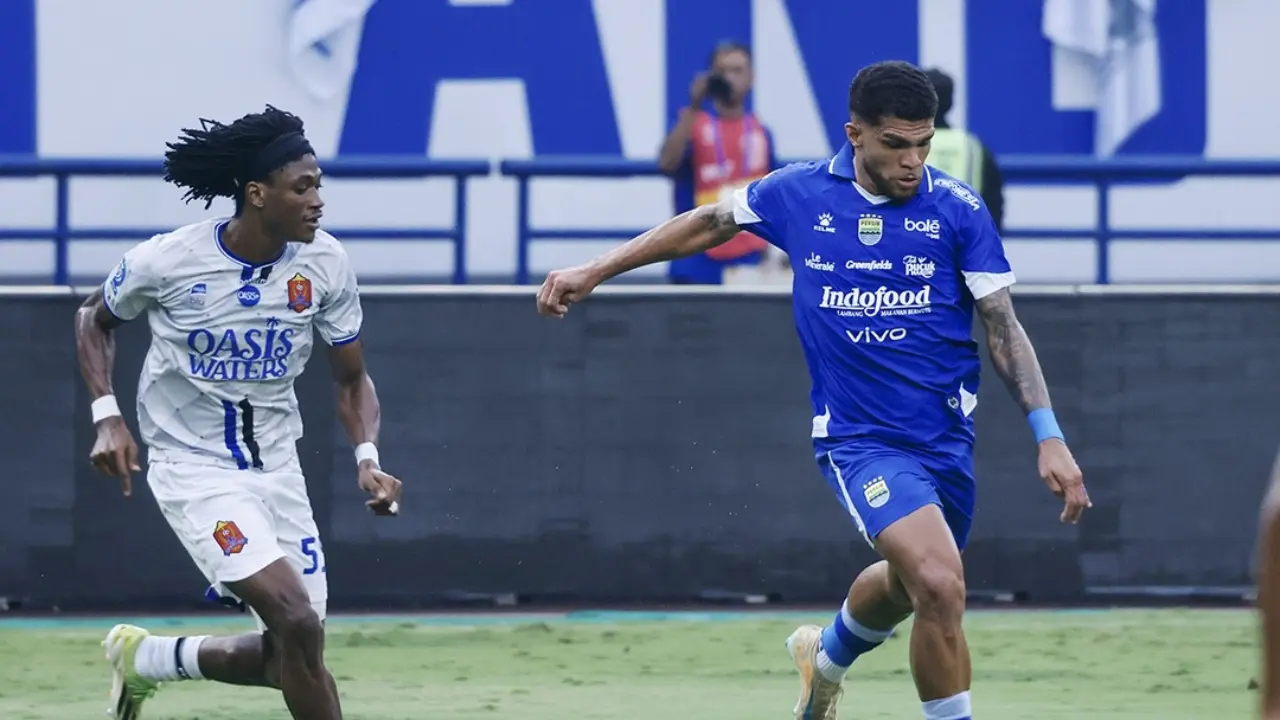 Hasil Babak Pertama Persib Bandung Vs Persijap Jepara Masih Imbang 0 0 Tanpa Gol