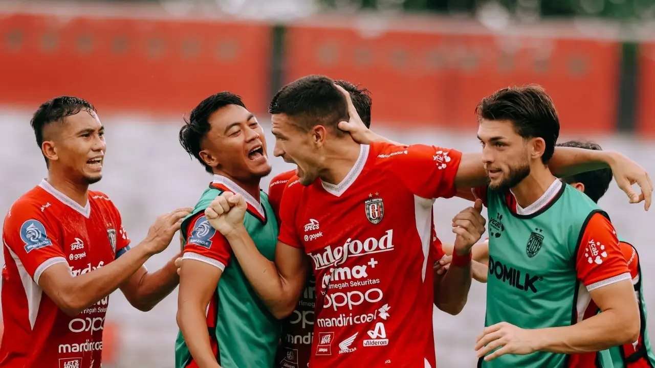 Hasil Liga Super Indonesia Bali United Hancurkan Bhayangkara Fc 4 1 Di Kandang