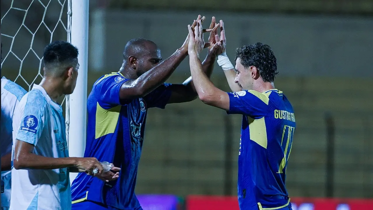 Hasil Psbs Biak Vs Arema Fc Di Liga Super Indonesia Singo Edan Menang 5 2 Atas Badai Pasifik