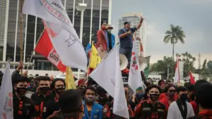 Ribuan Buruh Demo di Surabaya Hari Ini, Ini Jalan yang Harus Dihindari