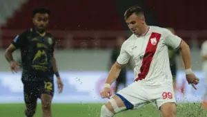 Klasemen Liga 1 Terbaru: Dipermalukan Malut United, Persis Solo Kian Terbenam di Zona Degradasi