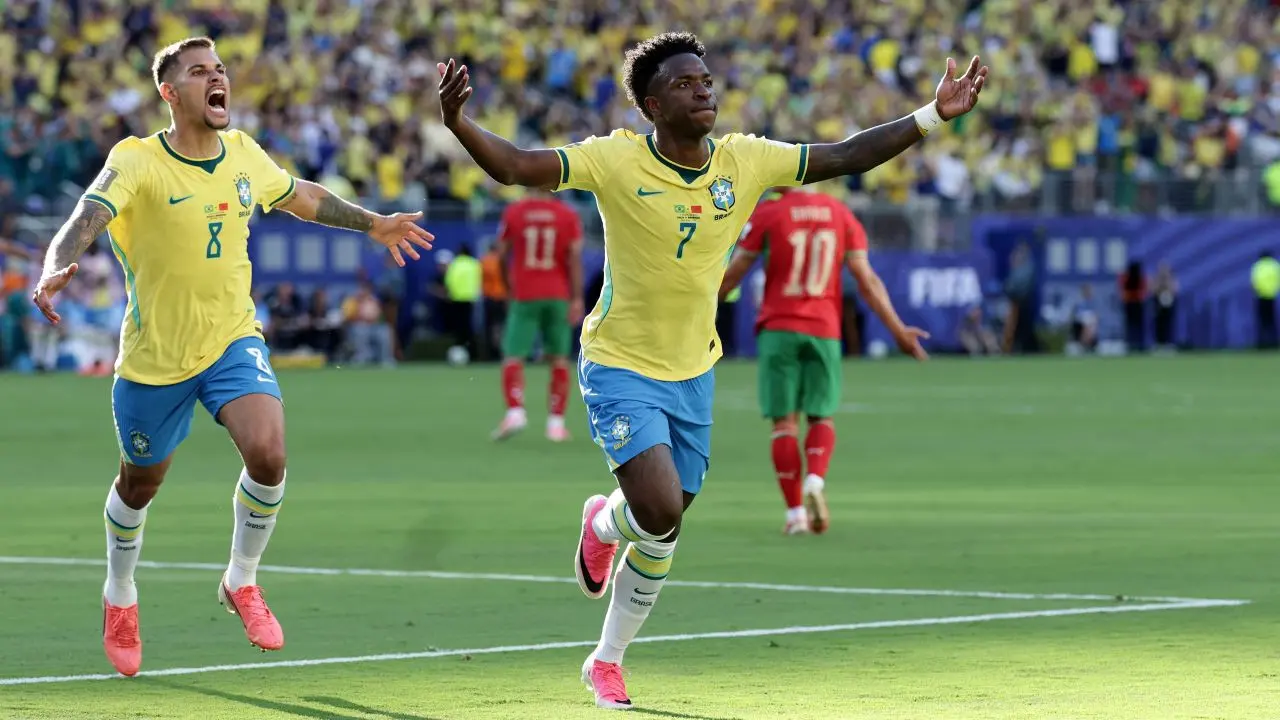 Brasil Bungkam Skotlandia 3 0, Vinicius Cetak Dua Gol Di Laga Penutup Grup C