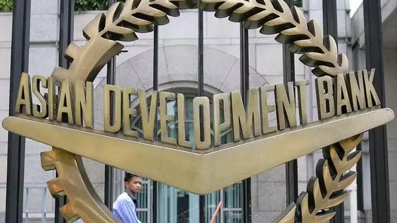 ADB Pertahankan Proyeksi Pertumbuhan Indonesia 5,2% Untuk 2026-2027