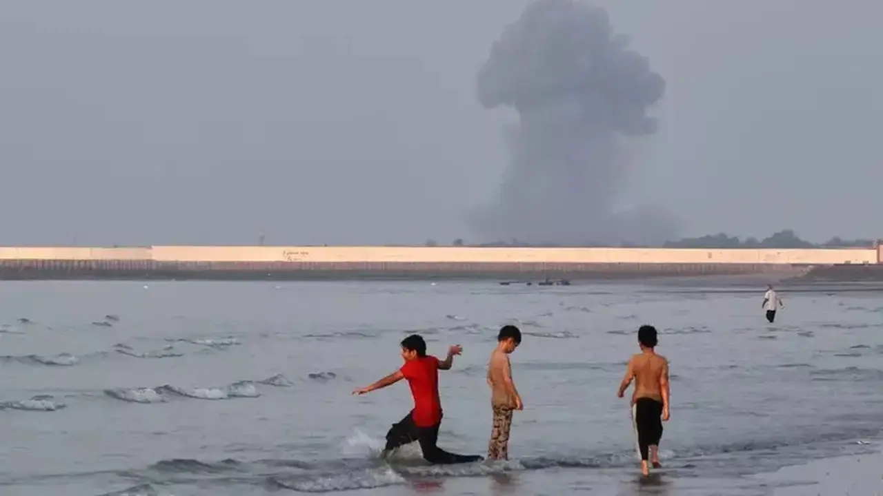 AS Luncurkan Serangan ke Iran, Balasan Menggempur Sekutu di Kawasan