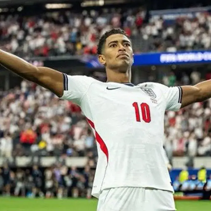 Aksi Konyol Bellingham Keplak Kepala Barco, Lolos Dari Sanksi FIFA?