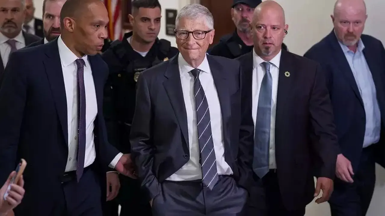 Buffett Hentikan Donasi Tahunan ke Yayasan Bill Gates Setelah Terungkap Keterkaitan dengan Epstein