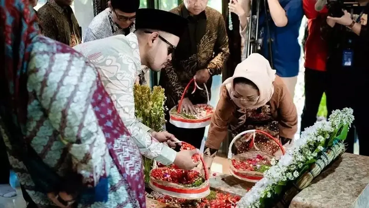 DEKOPIN Gaet Gen Z Lewat Program Brand Ambassador dan Ziarah ke Makam Bung Hatta
