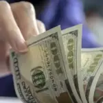 Rupiah Melemah, Daftar Kurs Dolar di BCA, Mandiri, BRI dan BNI 1 Juli 2026