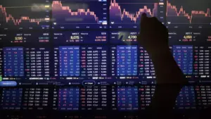 Harga Saham BCA Anjlok 6,33% Saat Perdagangan 30 Juni