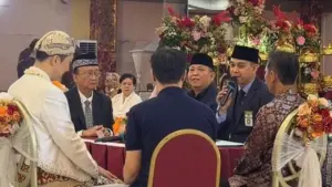 Penghulu di Jaksel Pimpin Akad Nikah Pakai Tiga Bahasa, Ini Penjelasannya