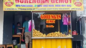 Pemilik Gorengan Rp 1.000 Soroti Strategi Jual Murah dan Manfaat KUR