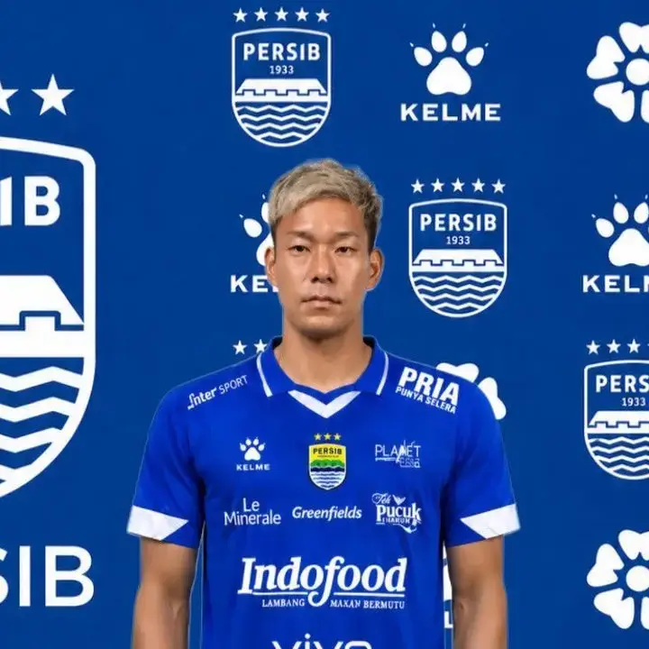 Gakuto Notsuda Disambut Hangat Rekan Setim, Mulai Hari Pertama di PERSIB Bandung