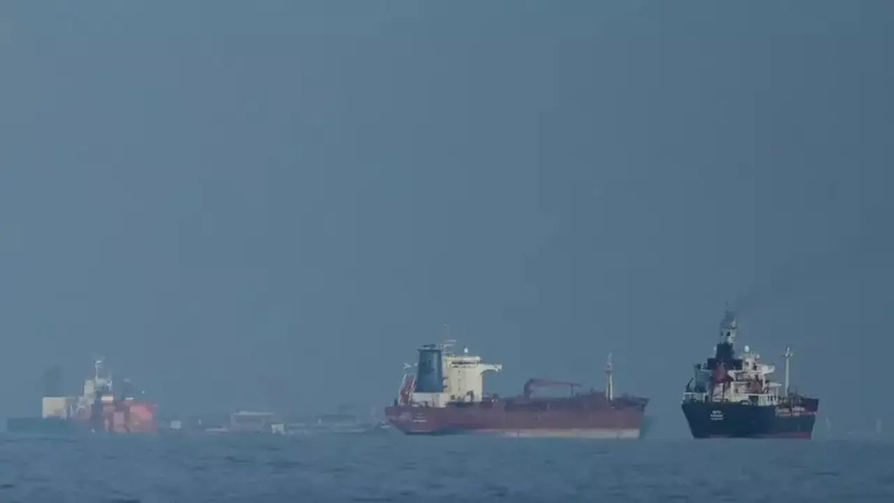 Harga Minyak Naik Tajam Setelah Eskalasi Konflik AS-Iran, Pasokan Jadi Sorotan