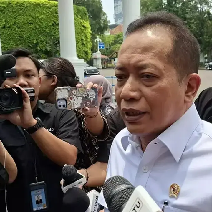 Menkop: Koperasi Berskala Besar Lebih Layak Kelola Tambang