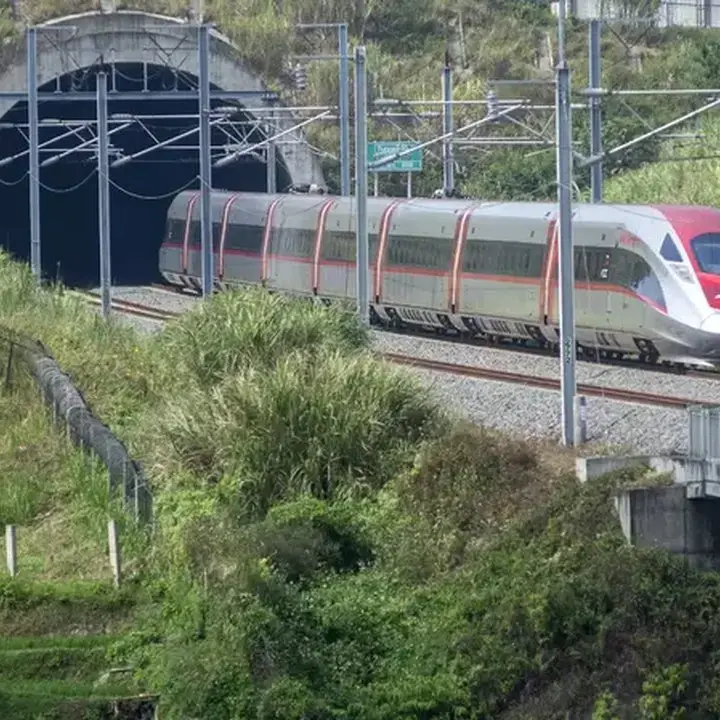 Penumpang Whoosh Capai 573.780 Selama Libur Sekolah, Halim Jadi Stasiun Tersibuk