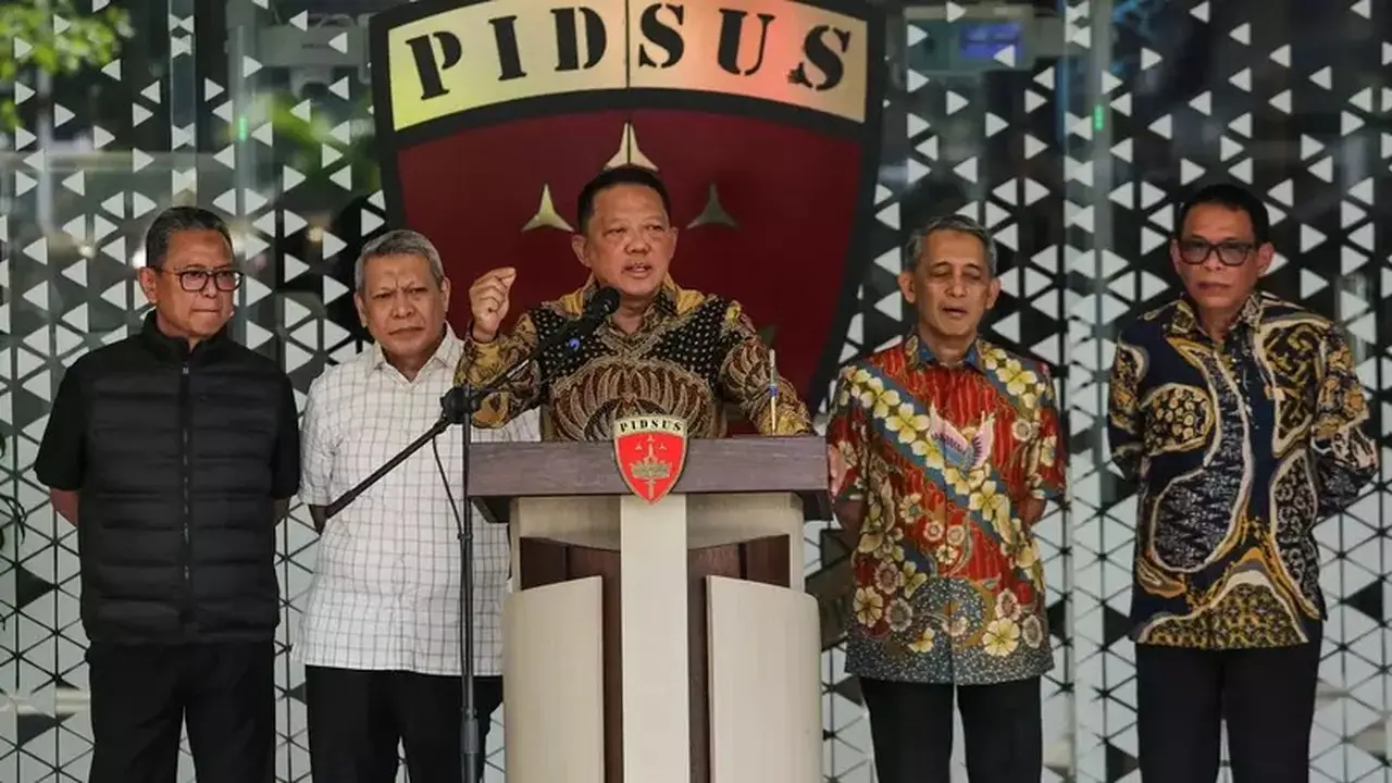 Polri Tetapkan Eks Jampidsus Febrie Adriansyah Tersangka, Serahkan 3 Kasus ke Kejagung