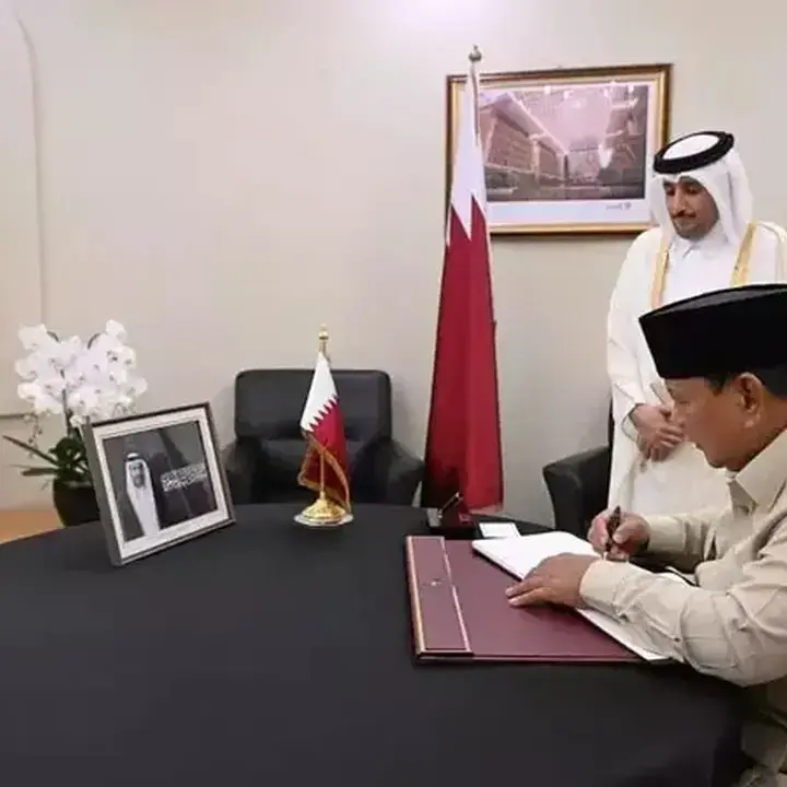 Prabowo Sampaikan Belasungkawa Atas Wafatnya Mantan Emir Qatar Sheikh Hamad