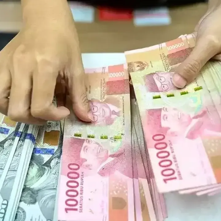Rupiah Diprediksi Kembali Tekan Tertekan: Penyebab dan Perkiraan Pergerakan