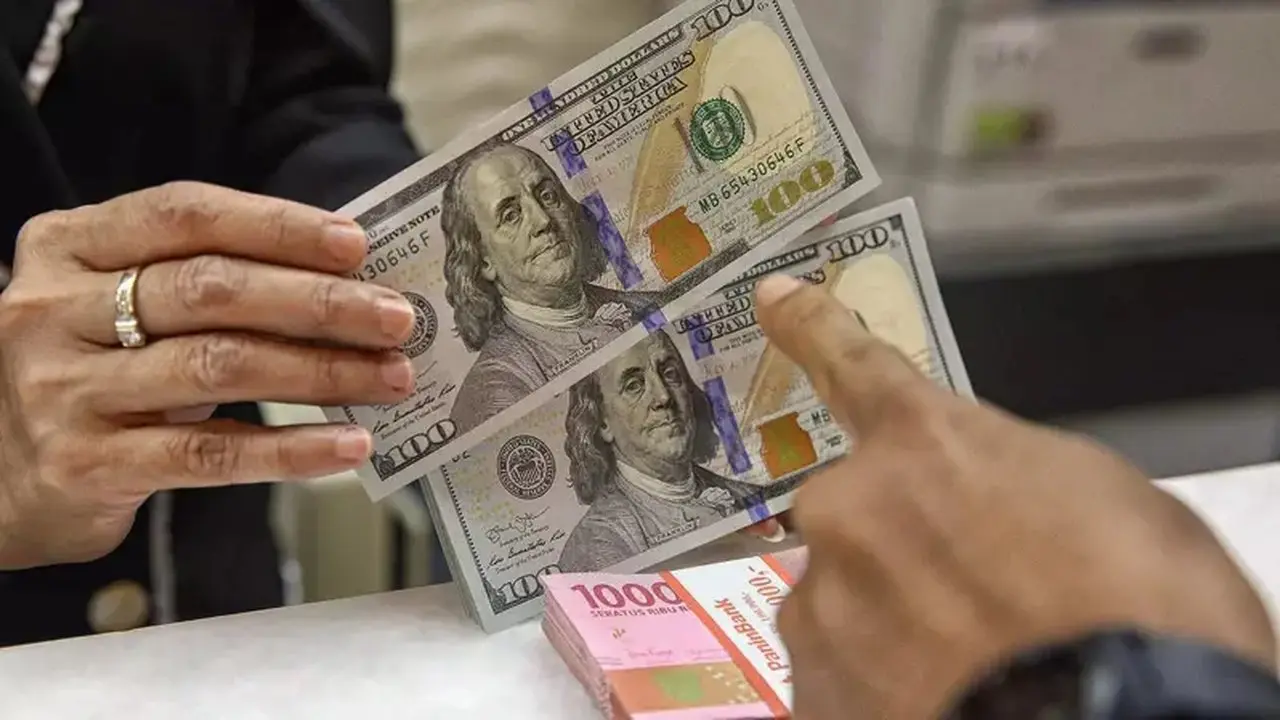 Rupiah Melemah ke Rp18.091, Daftar Kurs Dolar di BCA, Mandiri, BRI dan BNI