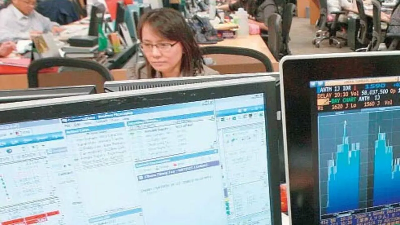 S&P Pertahankan Outlook Stabil, Dampaknya Terbatas pada Saham Tertentu